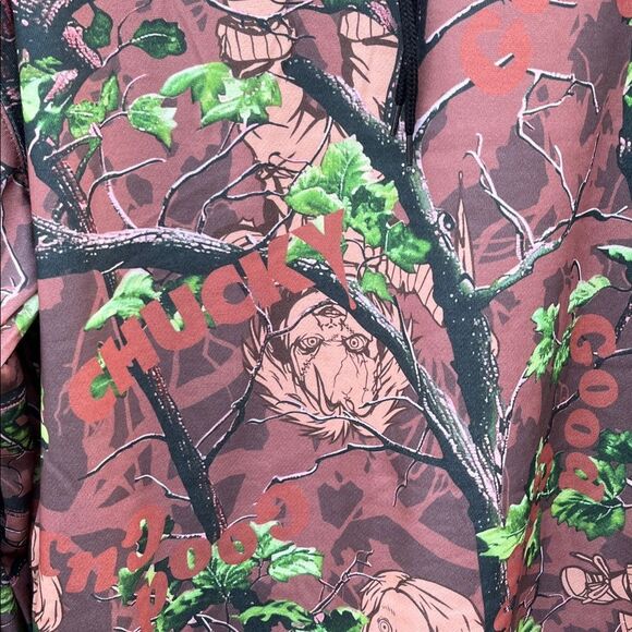 Men's Chucky in Camo Graphic Fleece Hoodie Sweatshirt Size XL - Picture 2 of 7